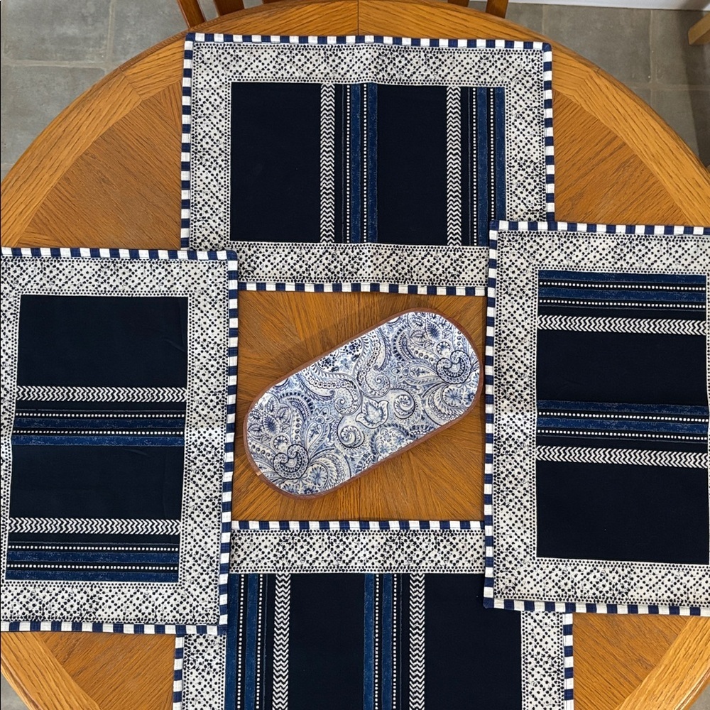 MacKenzie-Childs Indigo Santorini Placemats - Set of 4 - Nautical Coastal - Picture 9 of 9